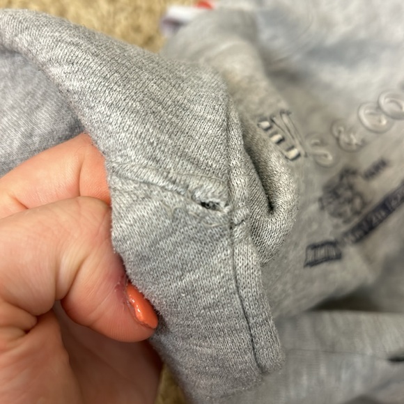 Vintage Little Levi's Gray Sweatshirt * small hole* 5T - Picture 6 of 6